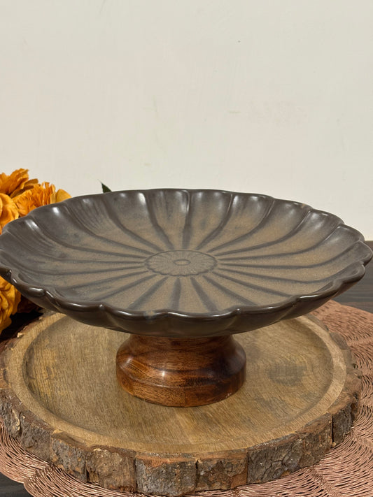 CERAMIC SERVING PLATTER WITH WOOD BASE