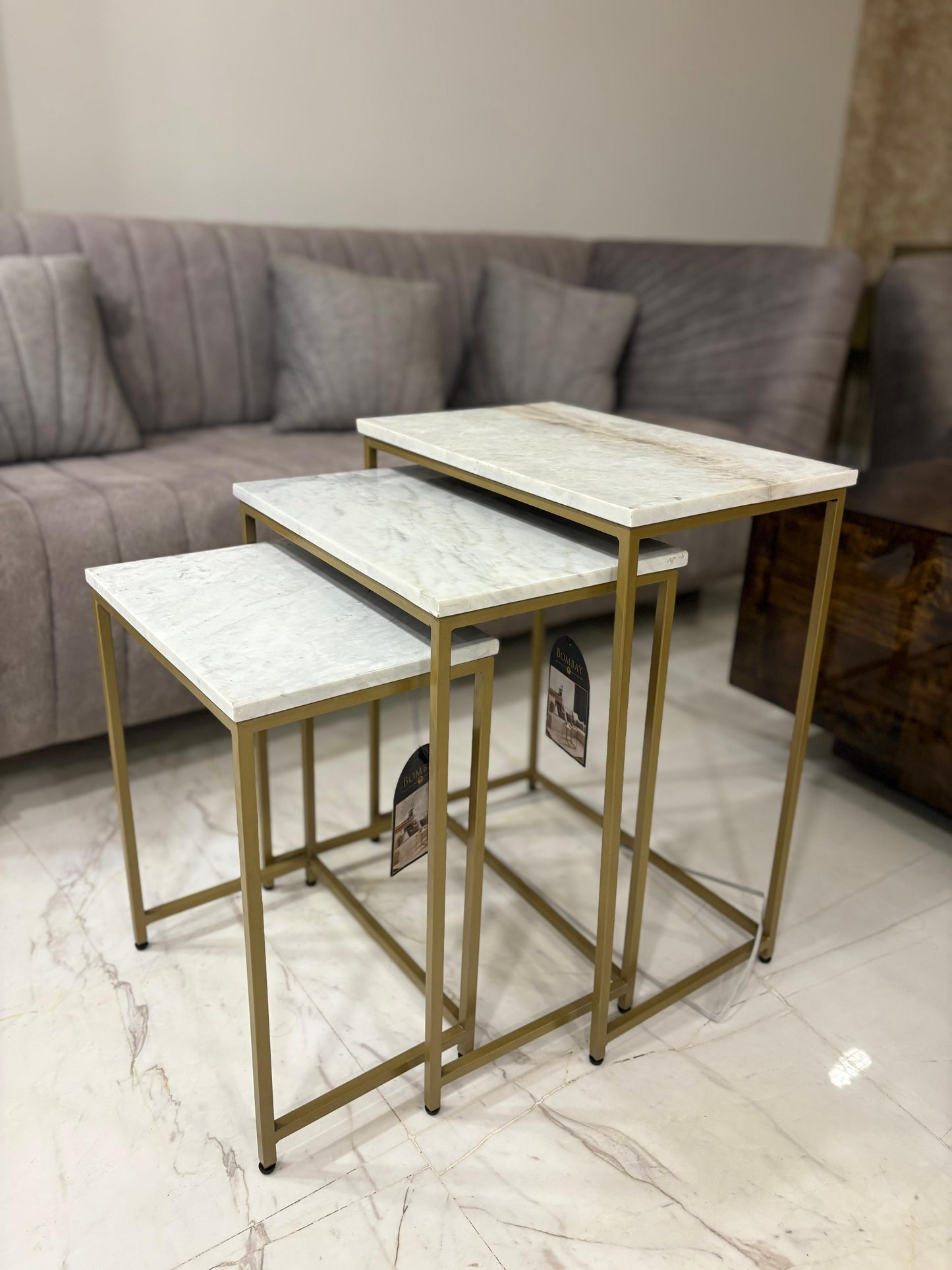 SQUARE NESTING TABLE | SET OF 3