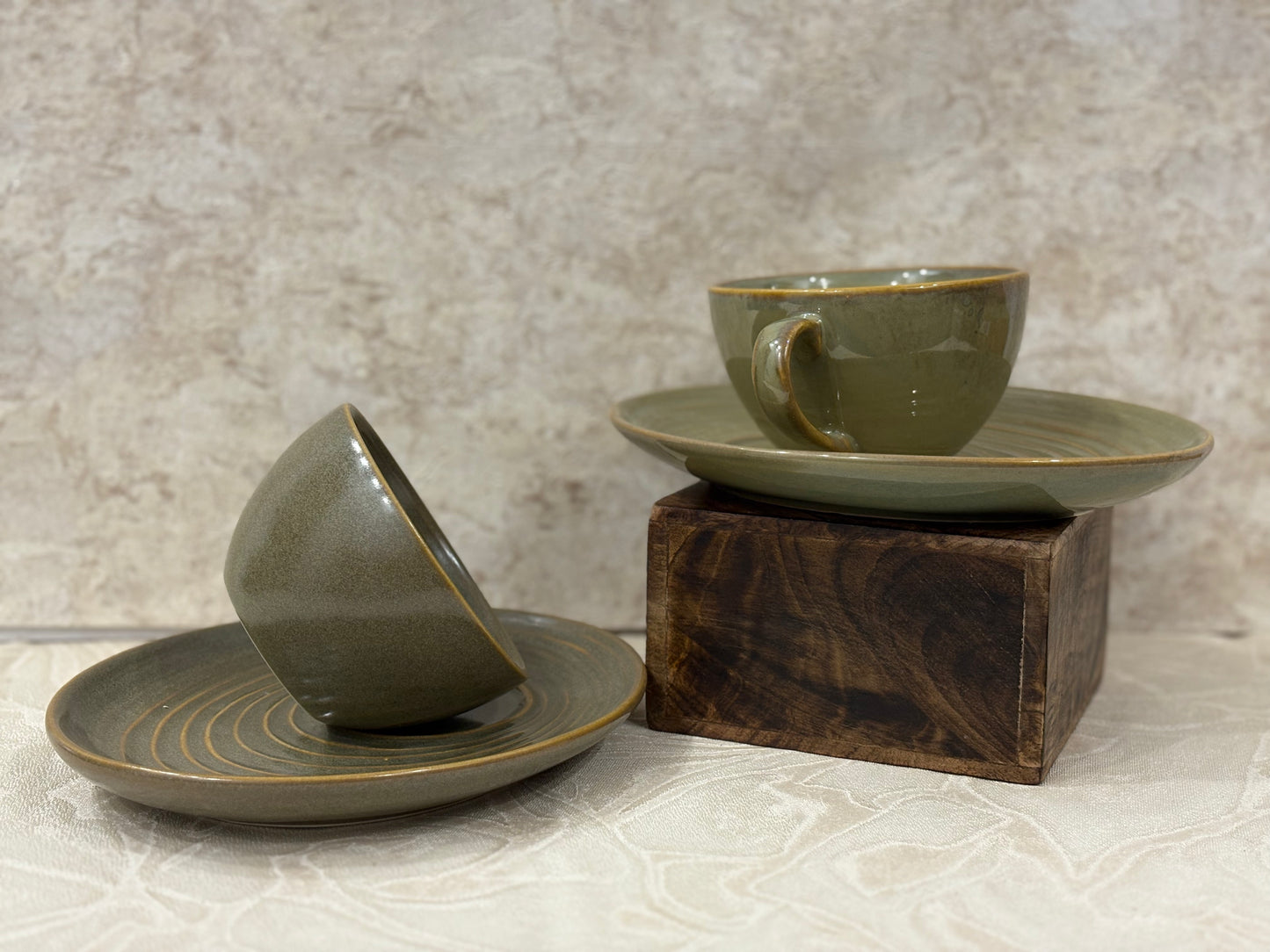 Porcelain Lines Cup & Saucer Set