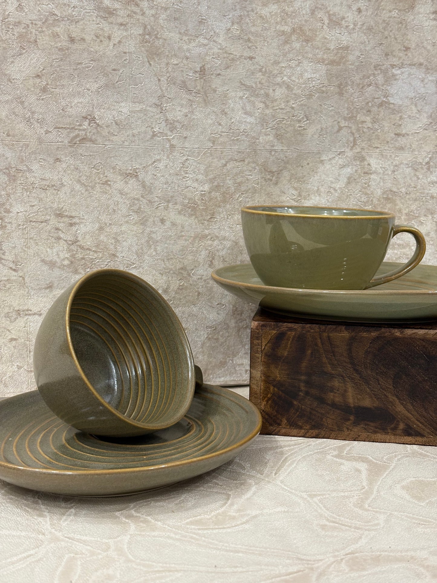 Porcelain Lines Cup & Saucer Set