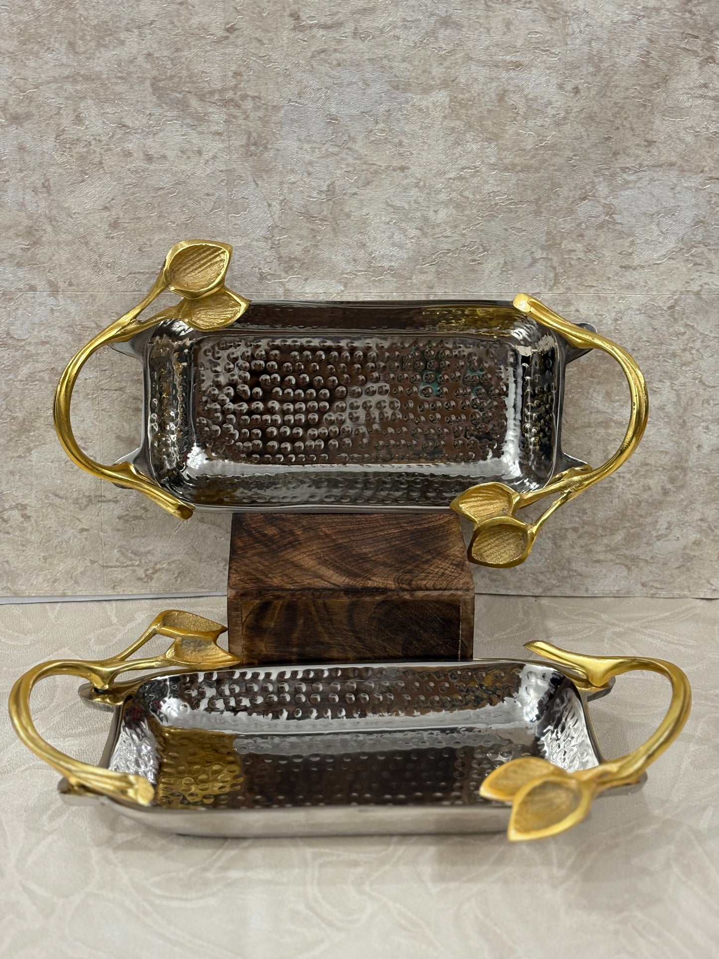 METAL SILVER SERVING PLATTER WITH LEAF HANDLES