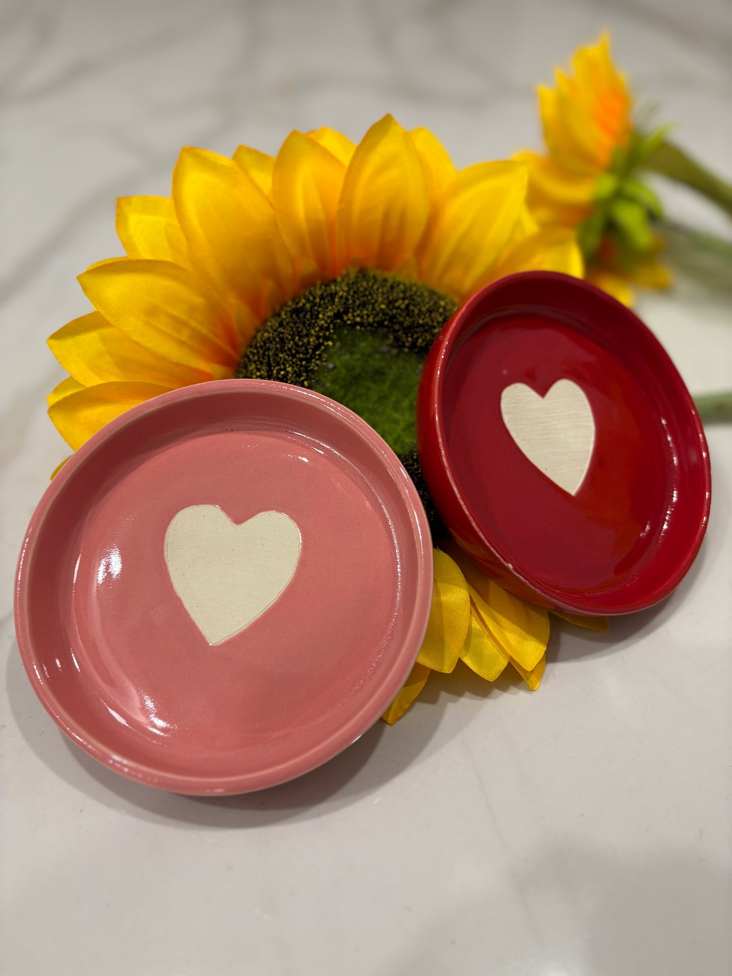 CERAMIC HEART SAUCERS