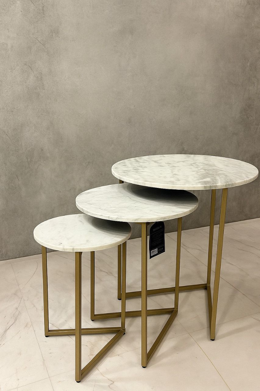 Round Nesting Table Set